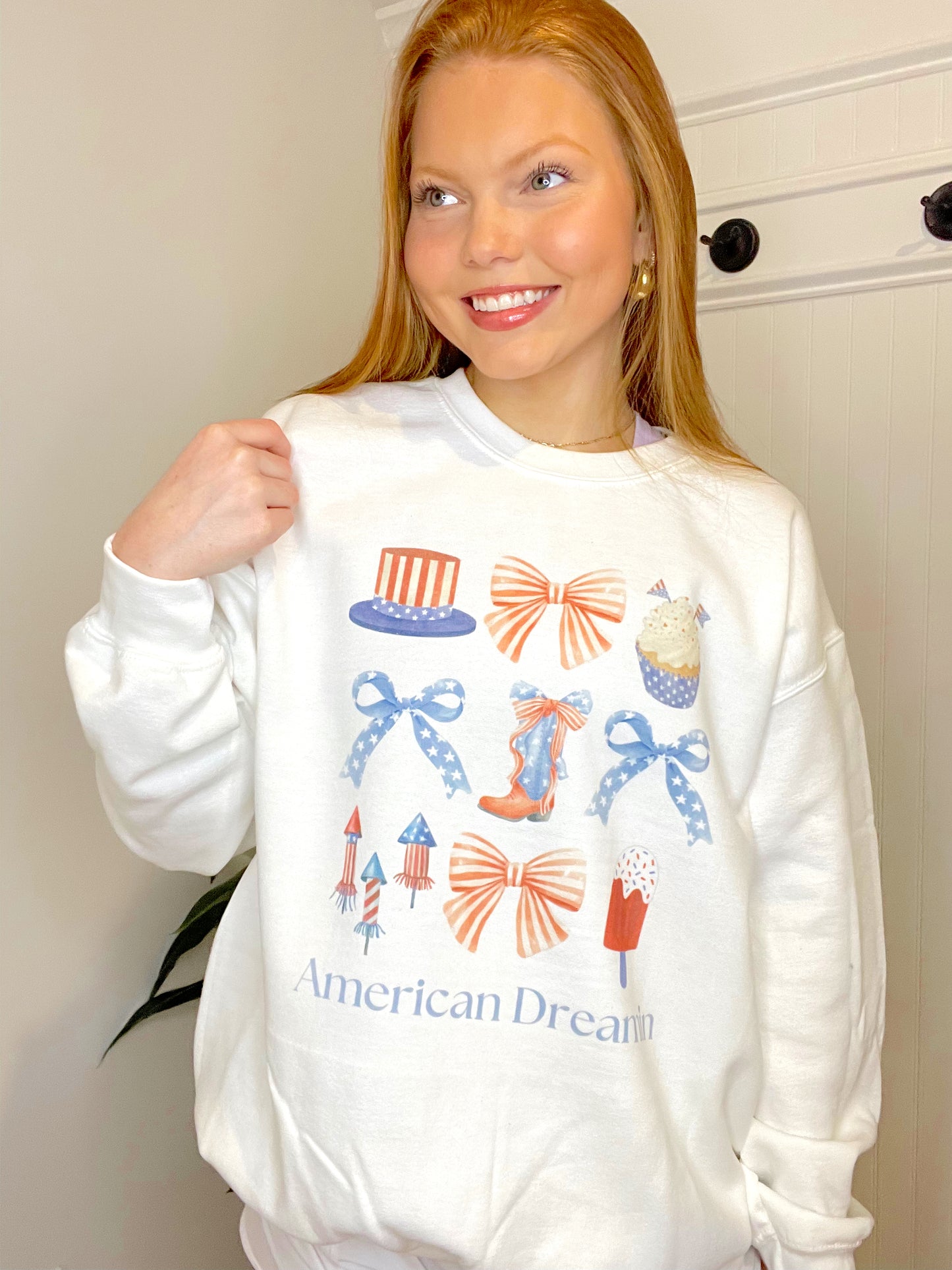 American Dreamin - Crewneck