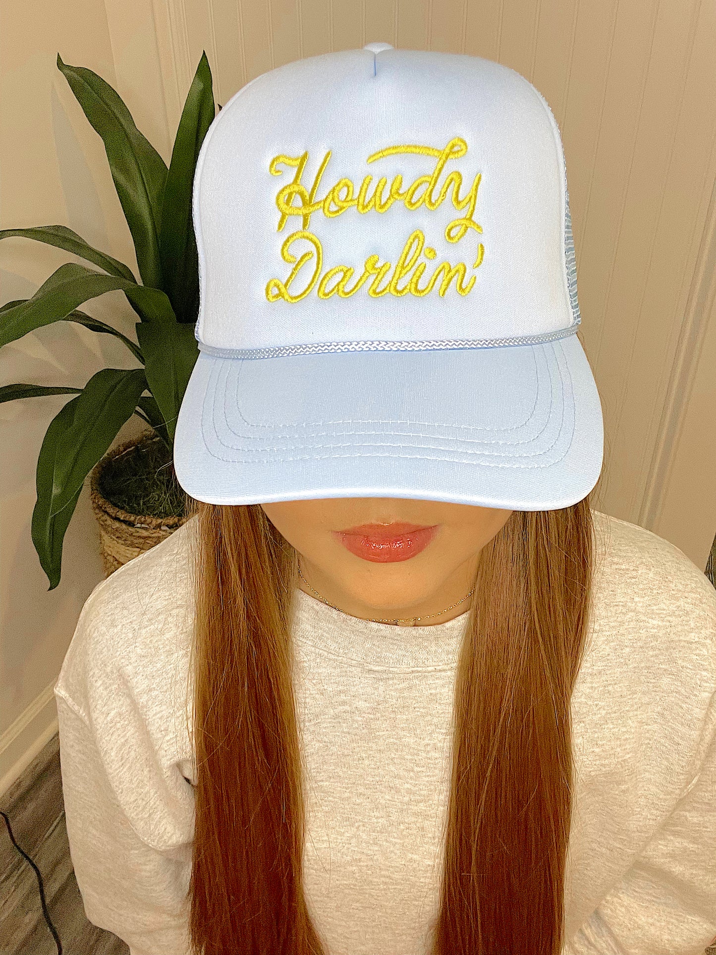 Howdy Darlin - Trucker Hat