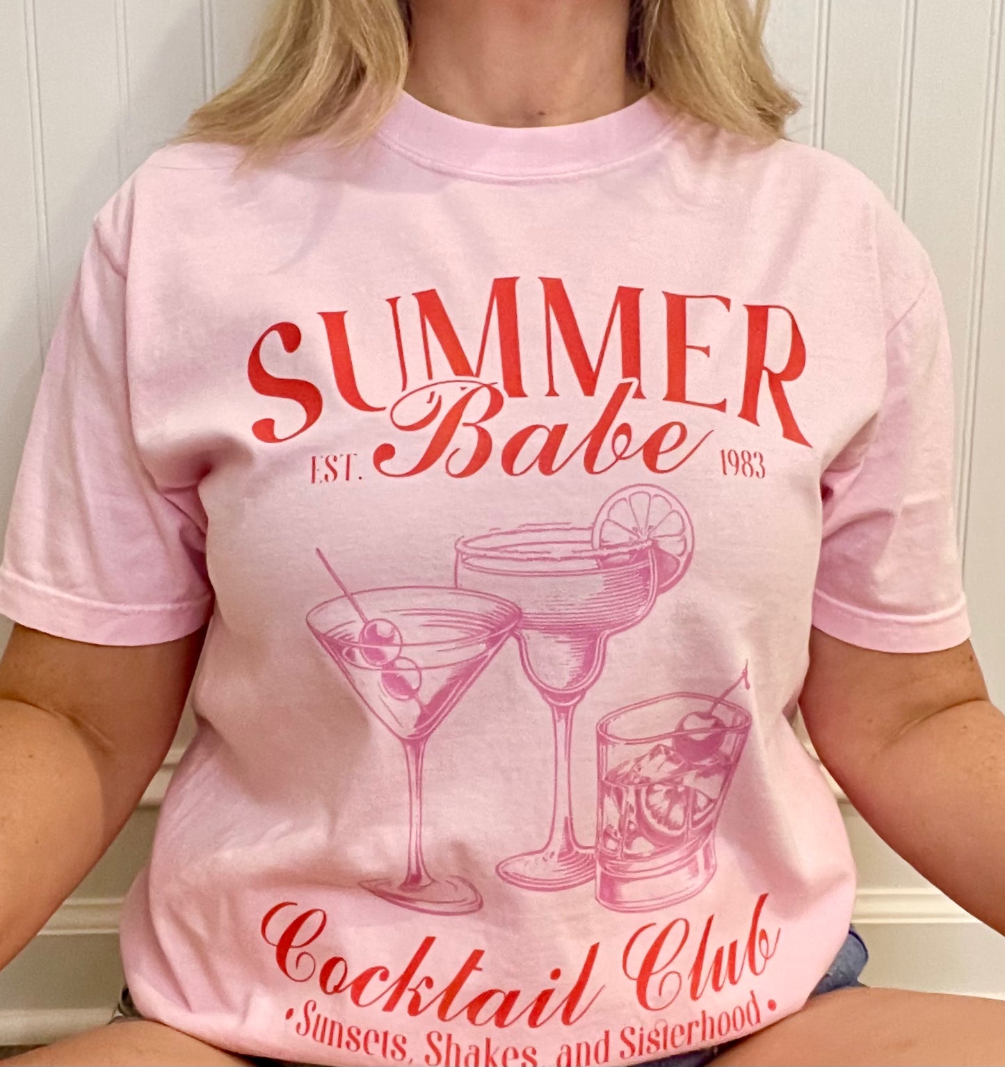 Pretty in pink-Summer cocktail tee!